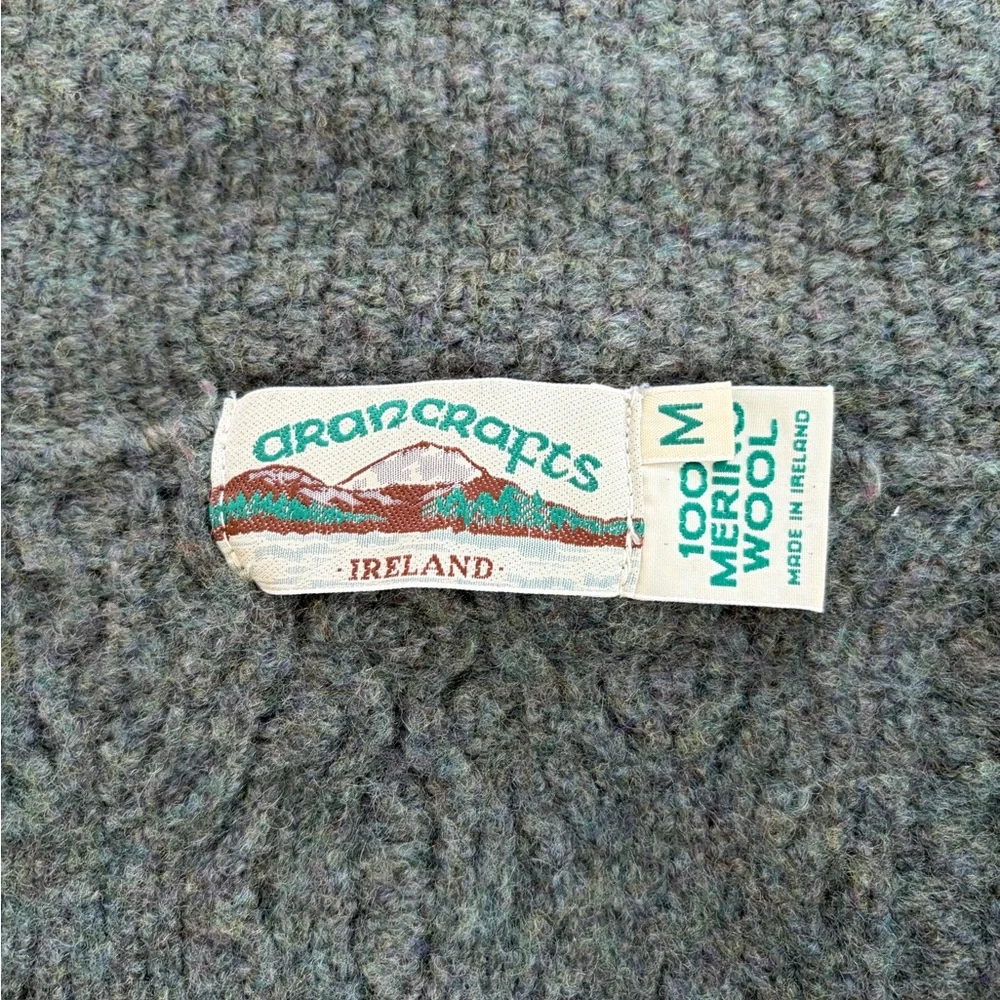 Aran Crafts 100% Merino Wool Cardigan - Made in Ireland - Picture 2 of 6